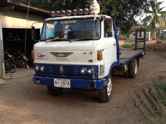 ขายรถเทลเลอร์. หกล้อ