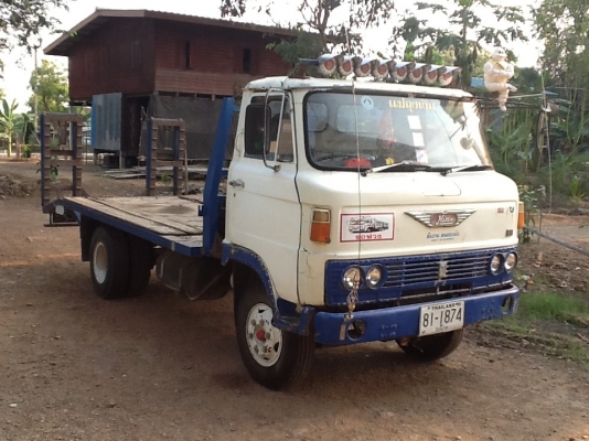 ขายรถเทลเลอร์. หกล้อ