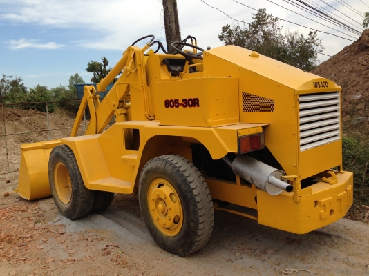 ขายด่วน JTM รถตักล้อยาง ตักได้ 1.5 คิว สภาพสวยดีพร้อมใช้งานได้เลย แบตเตอร์รี่ใหม่ทั้ง 2 ก้อน เครื่องยนต์ของ HINO 168 แรง EH700 แน่นดีแรงดีมากครับ ขายด่วน JTM รถตักล้อยาง ตักได้ 1.5 คิว สภาพสวยดีพร้อมใช้งานได้เลย แบตเตอร์รี่ใหม่ทั้ง 2 ก้อน เครื่องยนต์ของ HINO 168 แรง EH700 แน่นดีแรงดีมากครับ