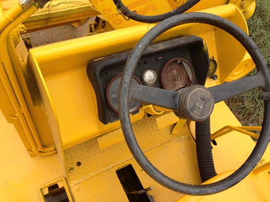 ขายด่วน JTM รถตักล้อยาง ตักได้ 1.5 คิว สภาพสวยดีพร้อมใช้งานได้เลย แบตเตอร์รี่ใหม่ทั้ง 2 ก้อน เครื่องยนต์ของ HINO 168 แรง EH700 แน่นดีแรงดีมากครับ ขายด่วน JTM รถตักล้อยาง ตักได้ 1.5 คิว สภาพสวยดีพร้อมใช้งานได้เลย แบตเตอร์รี่ใหม่ทั้ง 2 ก้อน เครื่องยนต์ของ HINO 168 แรง EH700 แน่นดีแรงดีมากครับ