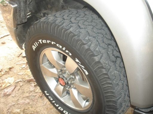 ขายToyota Sport Cruiser 4x4 Commonrail