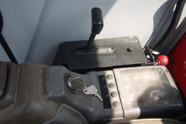 ขาย รถขุดเล็ก HITACHI EX25 เก่านอก สวยๆ 380,000 TEL : 087-0339334 (อ็อฟ)