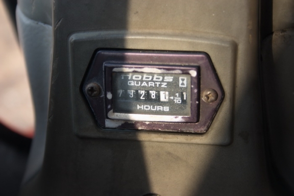 ขาย รถขุดเล็ก HITACHI EX25 เก่านอก สวยๆ 380,000 TEL : 087-0339334 (อ็อฟ)