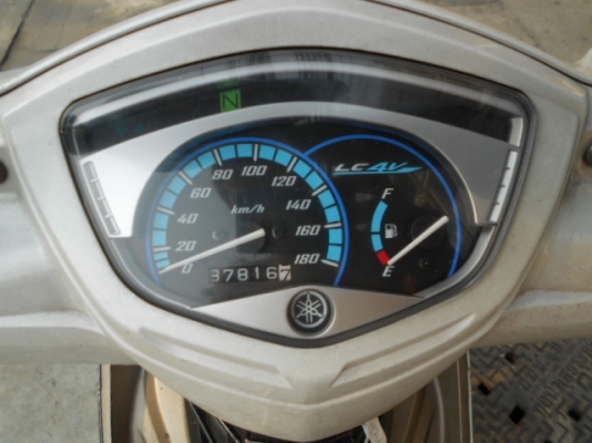 Yamaha-Spark 135 cc เครื่องดี สภาพพร้อมใช้งานครับ เข้ามาดูก่อน