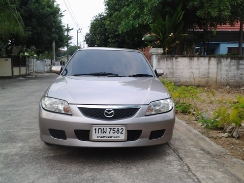 ขายรถบ้านปี2002MAZDA 323 1.6 AUTO ขาย152000 บาท