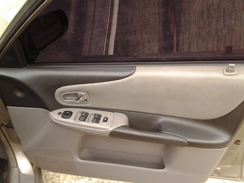 ขายรถบ้านปี2002MAZDA 323 1.6 AUTO ขาย152000 บาท ขายรถบ้านปี2002MAZDA 323 1.6 AUTO ขาย152000 บาท