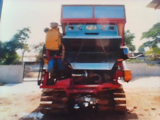 รถเกี่ยวข้าวไทยเจริญ ปั๊ม 22 ไดกิ้น เครื่อง ISUZU 195 เทอร์โบ ตัวเดิน 10 HT อุ้ม 2 ตัน รถเกี่ยวข้าวไทยเจริญ ปั๊ม 22 ไดกิ้น เครื่อง ISUZU 195 เทอร์โบ ตัวเดิน 10 HT อุ้ม 2 ตัน