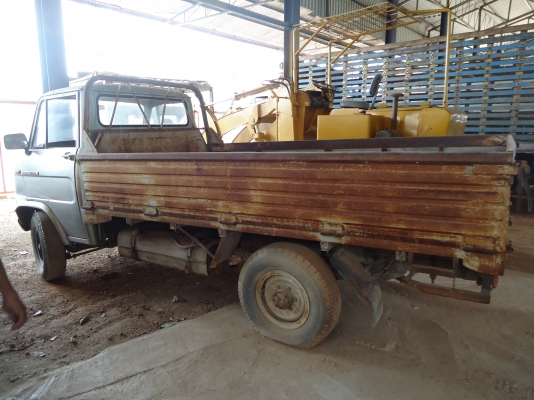 รถ Toyota หัวไดน่า 4ล้อ