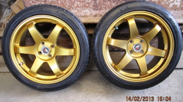 แม็ก TE37SL ขอบ 17" พร้อมยาง มีคู่เดียว ขาย 3,500 บาท