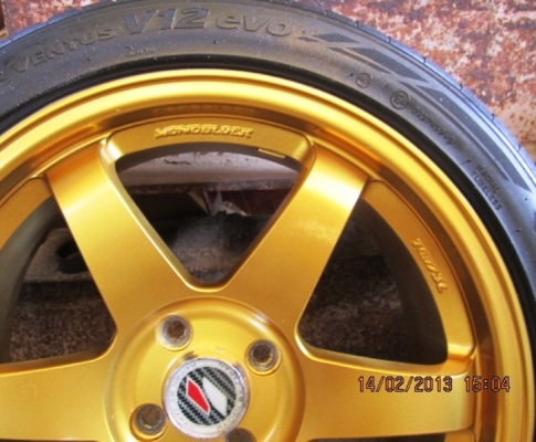 แม็ก TE37SL ขอบ 17" พร้อมยาง มีคู่เดียว ขาย 3,500 บาท