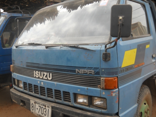 ขาย 6 ล้อ ISUZU NPR 110 (4BD1ฝาดำ) เฟืองท้ายF  มีสโลว์ปลายเกียร์ ยางดี 6 เส้น พร้อมโอน พร้อมใช้