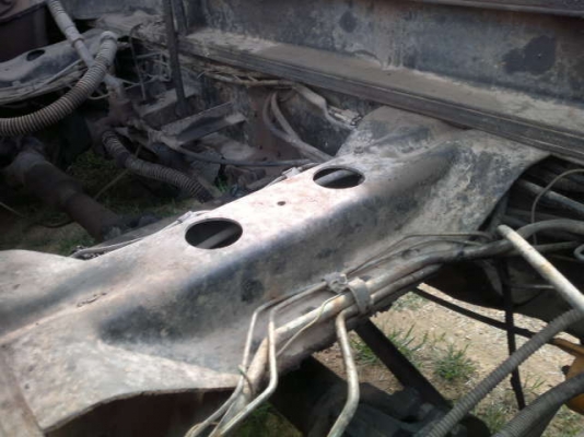 รถฮีโน่ 10 ล้อดั๊ม FM3M 240 แรงม้า ปี 39 ( ขายแม่ลูก )  สนใจติดต่อ 081 - 6079515