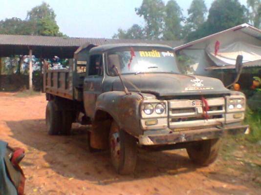 ขายหกล้อดั้มหัวยาว  ISUZU  เครือง  6BB  มีโซโลกลาง พวงมาลัยพราวเวอร์