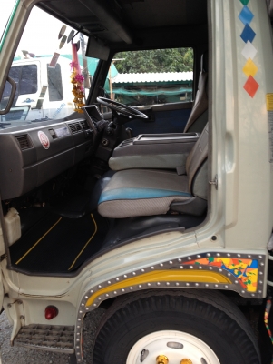 ขายรถบรรทุก 6 ล้อ FC ยาว 5.50 เมตร ปี 39 ขายรถบรรทุก 6 ล้อ FC ยาว 5.50 เมตร ปี 39