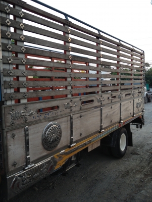 ขายรถบรรทุก 6 ล้อ FC ยาว 5.50 เมตร ปี 39 ขายรถบรรทุก 6 ล้อ FC ยาว 5.50 เมตร ปี 39