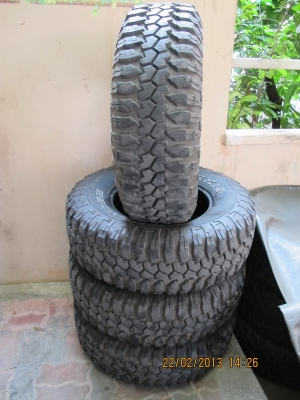 ขายยาง MAXXIS BIGHORN 265 x 75 x 16.....สวยๆ เชิญครับ ขายยาง MAXXIS BIGHORN 265 x 75 x 16.....สวยๆ เชิญครับ