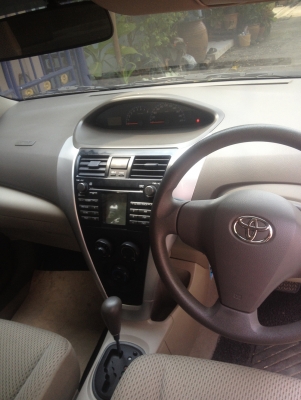Toyota vios 1.5 E Ivory 2011