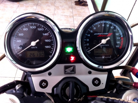ขาย CB400 SF V-TEC3 ปี05 อินวอยแท้ๆ ท่อสูตรไทเทเนี่ยมโมริวากิ ราคา 129000 บาท