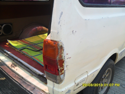 ขายรถตู้นิสสัน แวนเนส  49000