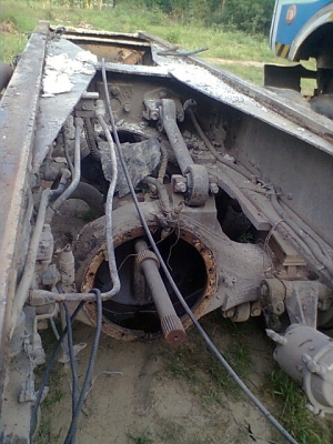 ขายซาก พร้อมหัว เสื้อเพลา  NISSUN UD CW51 ตามสภาพ