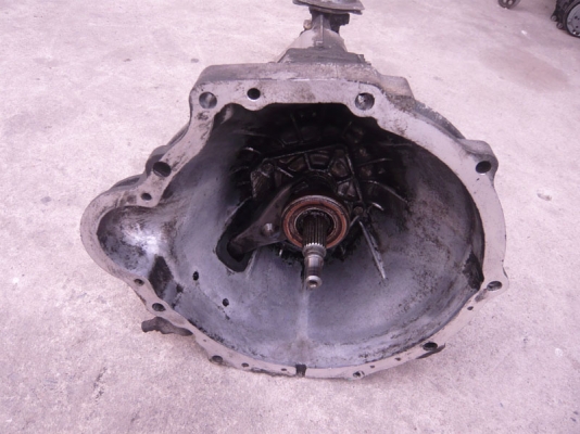 ขายเกียร์ธรรมดา 5 สปีดใส่เครื่อง L16.18.20 Ld20. Ld28