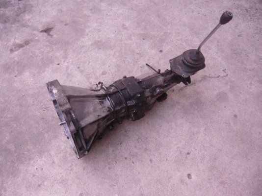 ขายเกียร์ธรรมดา 5 สปีดใส่เครื่อง L16.18.20 Ld20. Ld28