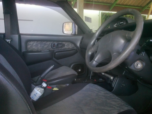 สตราด้า 4x4 คานแข็ง เกียรฟูทาม  เครื่องเจออโต้