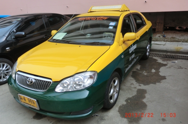 ขายรถแท็กซี่เขียวเหลือง เหลือวิ่ง17เดือน 150000บาท