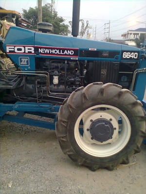 ขายรถไถฟอร์ดนิวฮอนแลนด์ 6640 2 เพลา ใบมีด ฝาน7 ทะเบียนพร้อมโอน