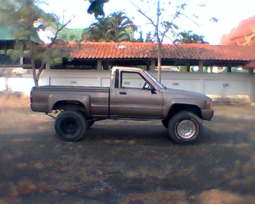 ขายรถ toyota ช่วงสั้น ยกสูง