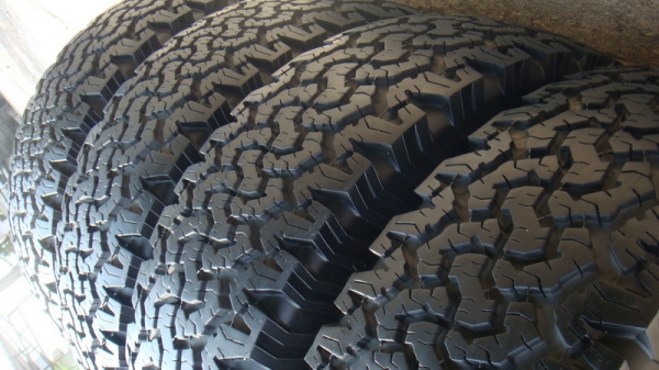 ขายยาง BF Goodrich Allterrain 31 10.5 r15 ใหม่กิ๊ก ขายยาง BF Goodrich Allterrain 31 10.5 r15 ใหม่กิ๊ก