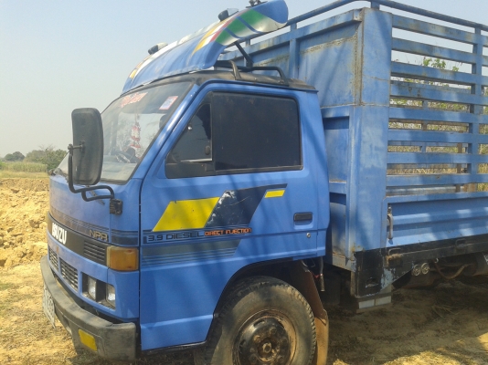 ขาย 6 ล้อ ISUZU NPR 115 รถห้างแท้เกียร์สั้น ปี36
