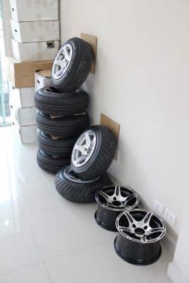 ล้อขอบ12 กว้าง 7 ออฟ 0 4/110 และ4/100 ของเข้าแล้วครับ เชิญครับ ล้อขอบ12 กว้าง 7 ออฟ 0 4/110 และ4/100 ของเข้าแล้วครับ เชิญครับ