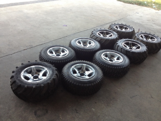 ล้อขอบ12 กว้าง 7 ออฟ 0 4/110 และ4/100 ของเข้าแล้วครับ เชิญครับ ล้อขอบ12 กว้าง 7 ออฟ 0 4/110 และ4/100 ของเข้าแล้วครับ เชิญครับ