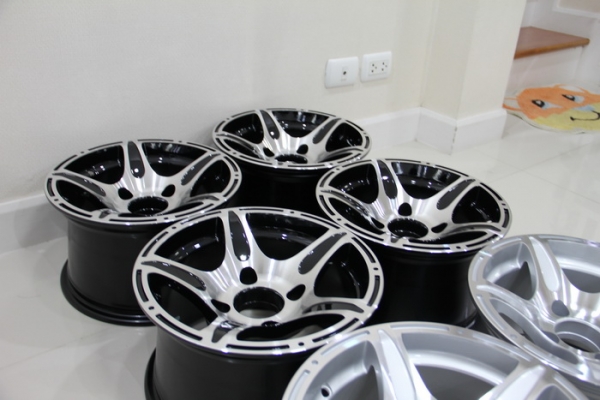 ล้อขอบ12 กว้าง 7 ออฟ 0 4/110 และ4/100 ของเข้าแล้วครับ เชิญครับ ล้อขอบ12 กว้าง 7 ออฟ 0 4/110 และ4/100 ของเข้าแล้วครับ เชิญครับ