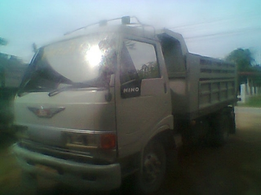 หกล้อดั้ม6ตันสภาพสวยแอร์พาเวอร์พร้อมลุย