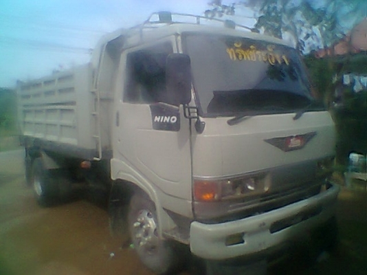 หกล้อดั้ม6ตันสภาพสวยแอร์พาเวอร์พร้อมลุย