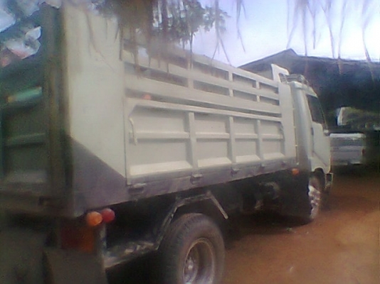 หกล้อดั้ม6ตันสภาพสวยแอร์พาเวอร์พร้อมลุย