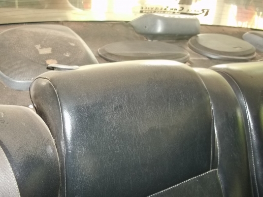 ชาย toyota corolla ปี 95