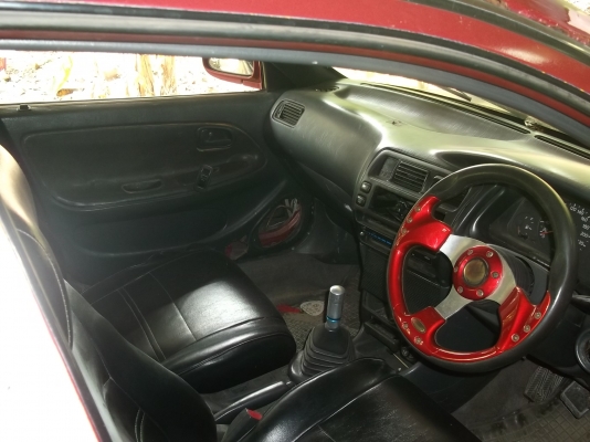 ชาย toyota corolla ปี 95