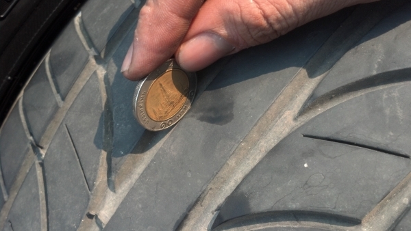 แม็ก 17 บราบัส เยอรมัน พร้อมยางสวย205 50 17 ราคา 8500