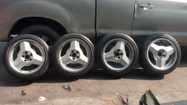 แม็ก 17 บราบัส เยอรมัน พร้อมยางสวย205 50 17 ราคา 8500