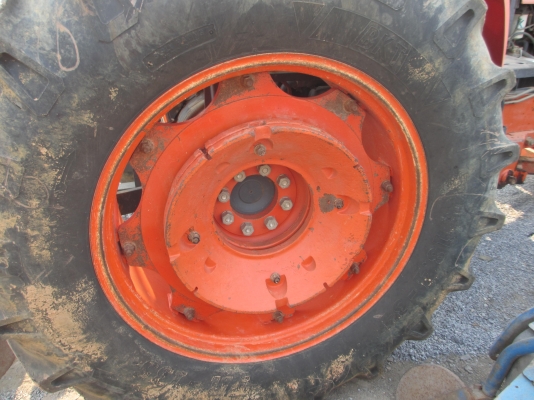 มาแล้ว KUBOTA   M105S  คุณภาพเยี่ยม พร้อมใบมีด และผาน 3