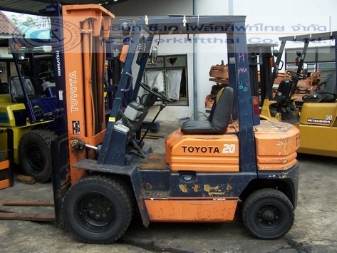 ขายรถโฟล์คลิฟท์ TOYOTA รุ่น 5-FG20