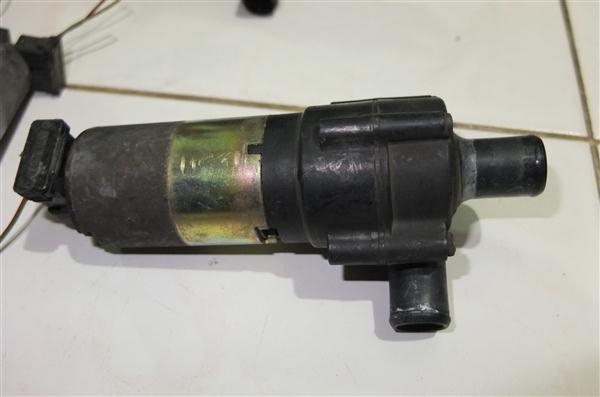 ขออนุญาติขายปั้มน้ำBENZ 2ตัวสุด้ทาย