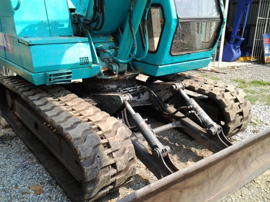 ขายด่วน..รถแบคโฮ ซูมิโตโม่ SH60  รถสวย เก่านอก พร้อมใช้งาน มีใบอิมวอยล์ จัดไฟแน๊นซ์ได้ สบายมาก.