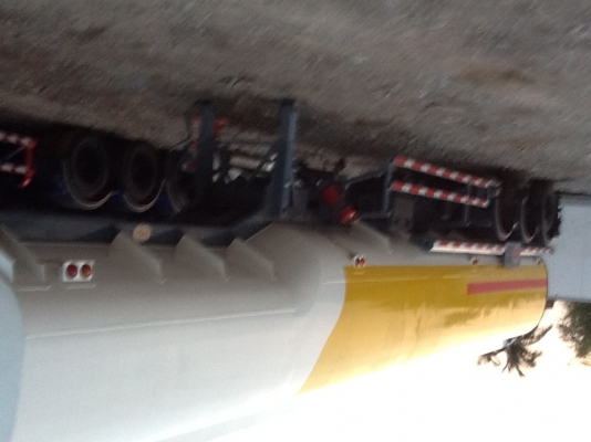 ขายแท้งน้ำมัน40,000ลิตร