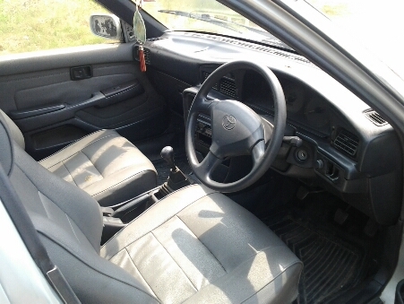 ขายรถยนต์ ปี92 โตโยต้า โคโรน่า รุ่นหน้ายิ้ม เครื่อง1600cc.หัวฉีด เกียร์ธรรมดา พวงมาลัยธรรมดา แอร์ ล้อแม็ก รถขับดี ขายถูกๆตามสภาพ (ไม่ใช่รถน้ำท่วม)