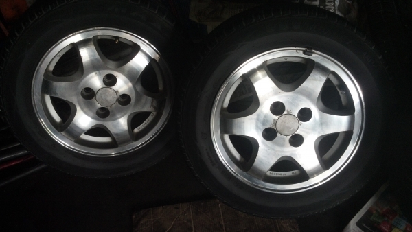 แม็กซีวิคขอบ 14 สี่รูร้อย พร้อมยางแมกซิส ราคา 3500