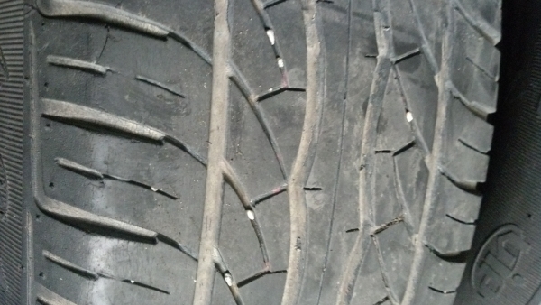 แม็กซีวิคขอบ 14 สี่รูร้อย พร้อมยางแมกซิส ราคา 3500